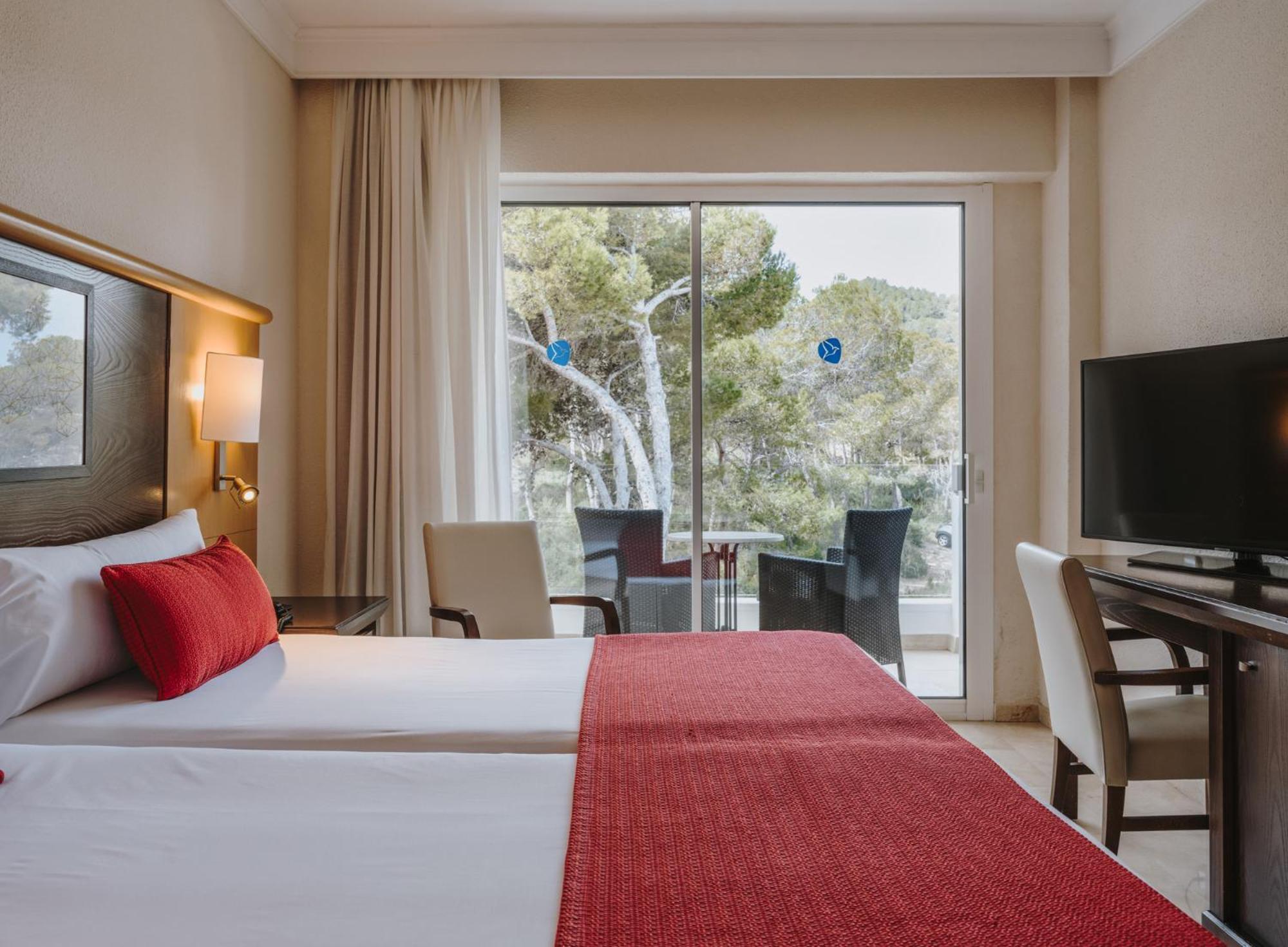 Grupotel Aguait Resort&spa Hotel 4*